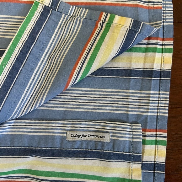 Publish Short sleeves Button Up Blue Yellow Stripes
100% Colton Size XL - Picture 4 of 9